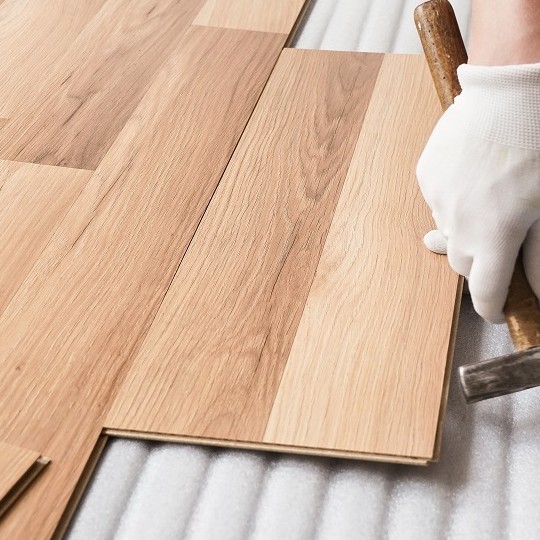 laminate flooring 2s